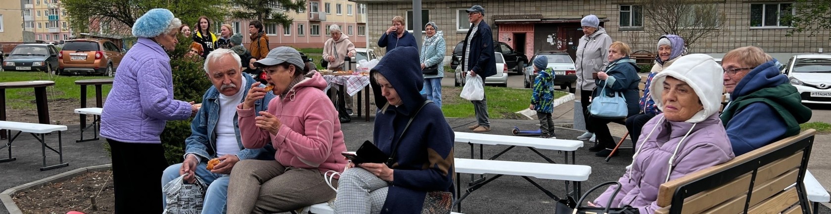Общественники Зеленогорска организовали День соседей